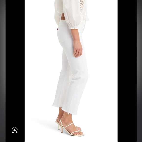 Levi’s White Jeans - Picture 2 of 5